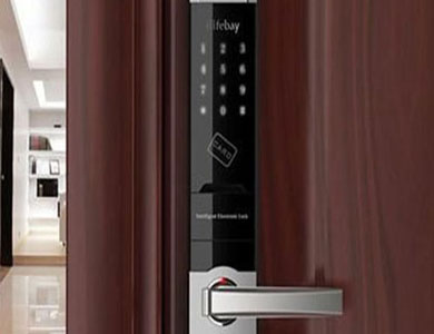 苍梧24小时上门开锁公司